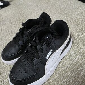 PUMA Kids' Black and White Low-Top Sneakers